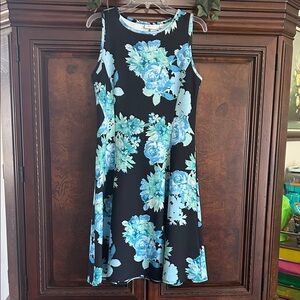New York & Company Black and Blue Floral Midi Dress